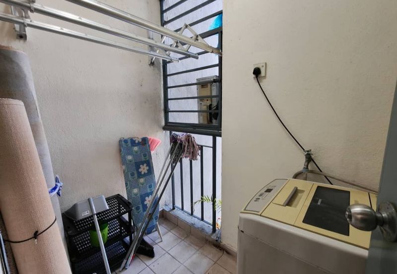 E-Tiara Serviced Apartment