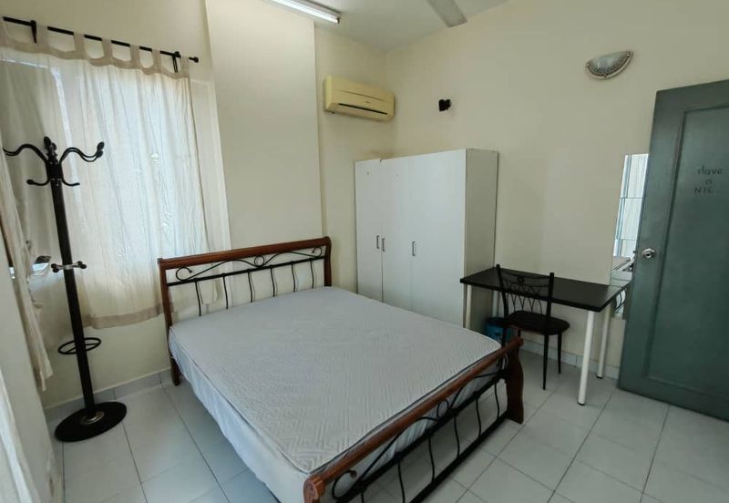 E-Tiara Serviced Apartment