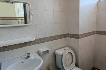 E-Tiara Serviced Apartment