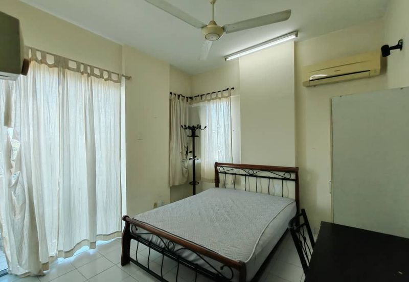 E-Tiara Serviced Apartment