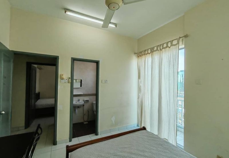 E-Tiara Serviced Apartment