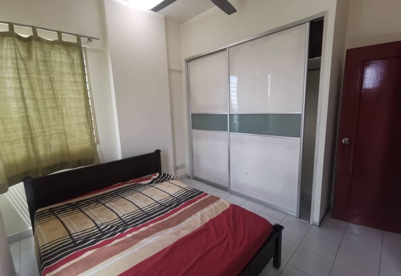 E-Tiara Serviced Apartment