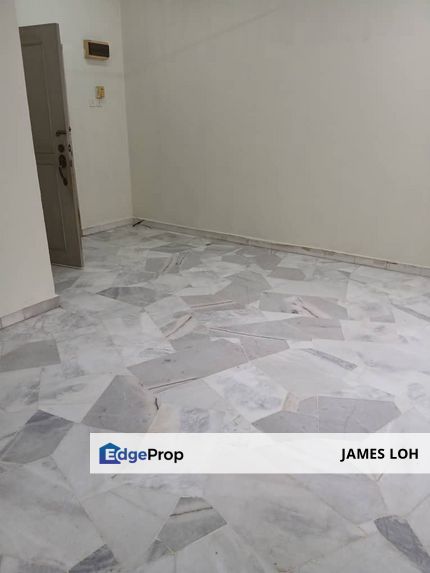 Starville Apartment with lift - Low Floor 3 Bedroom unit for Sale, Selangor, USJ