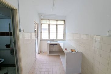 Subang Perdana Goodyear Court 1