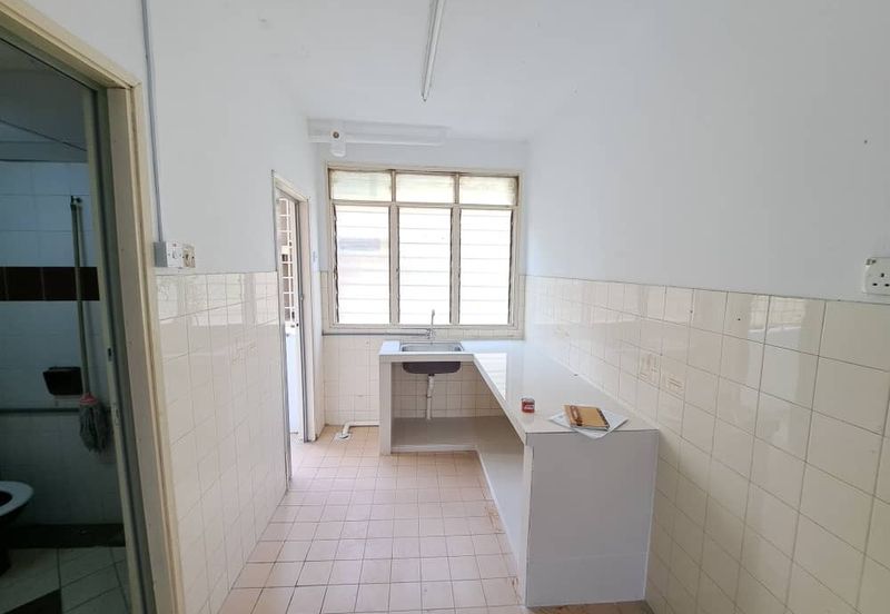 Subang Perdana Goodyear Court 1