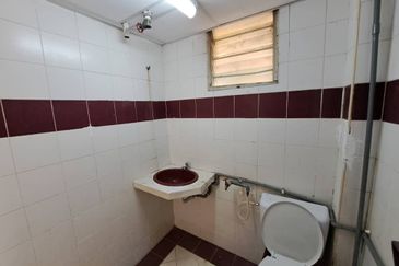 Subang Perdana Goodyear Court 1