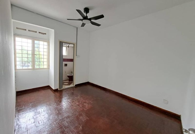 Subang Perdana Goodyear Court 1