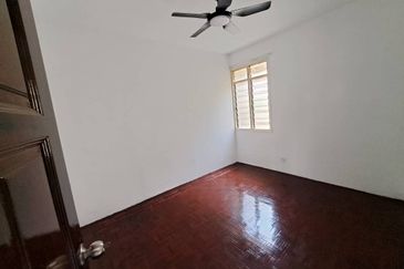 Subang Perdana Goodyear Court 1