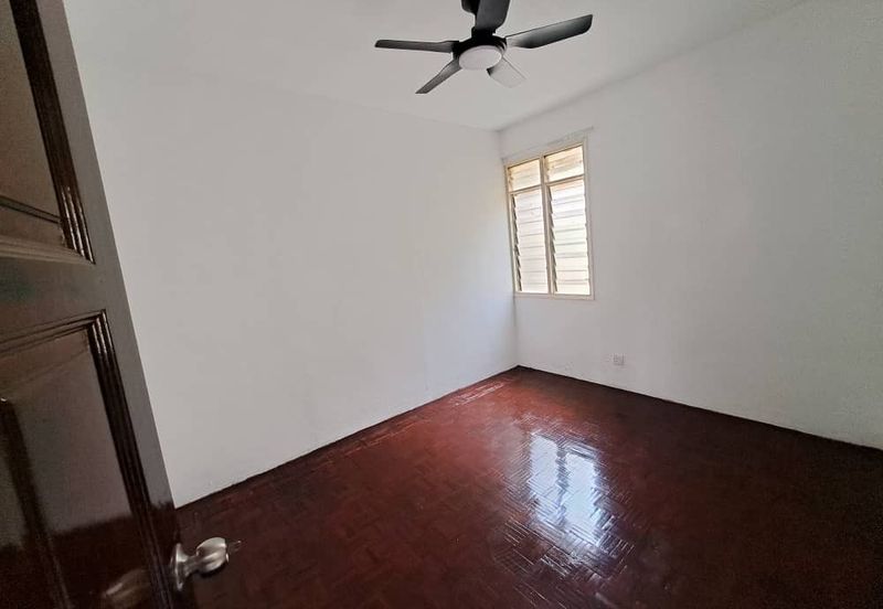 Subang Perdana Goodyear Court 1