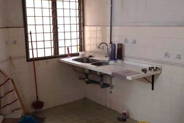 Subang Perdana Goodyear Court 5