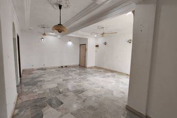 Subang Perdana Goodyear Court 9