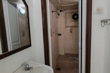 Subang Perdana Goodyear Court 9