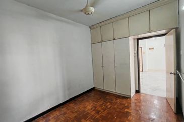 Subang Perdana Goodyear Court 9