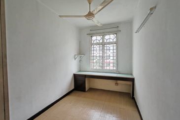 Subang Perdana Goodyear Court 9