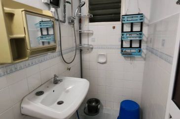 Subang Perdana Goodyear Court 5