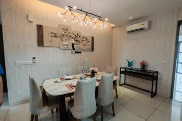 Tropical Villa Luxury Service Suites