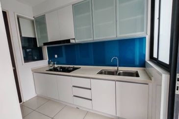 Tropical Villa Luxury Service Suites