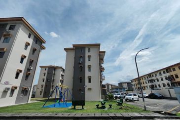 Subang Perdana Goodyear Court 3