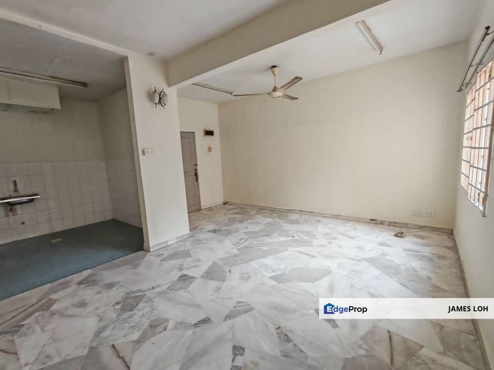 Starville Apartment with lift - Low Floor 3 Bedroom unit for Sale, Selangor, USJ