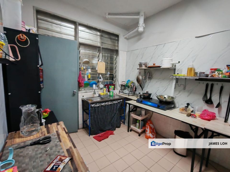 Goodyear Court 10 - Basic Unit for Sale, Selangor, Subang Jaya