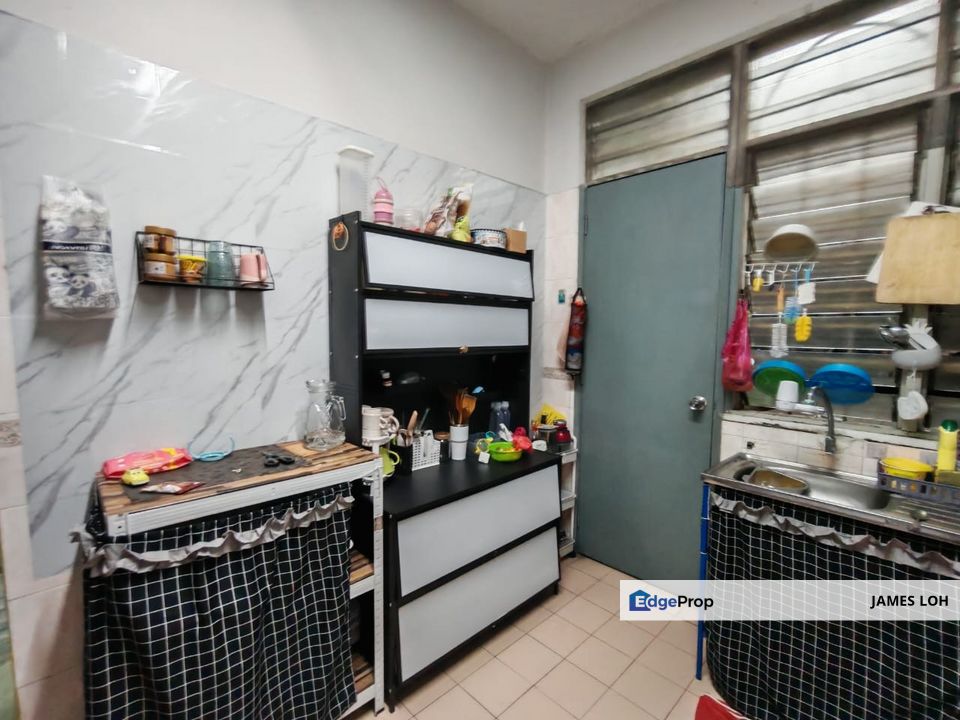 Goodyear Court 10 - Basic Unit for Sale, Selangor, Subang Jaya