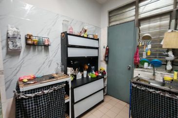 Subang Perdana Goodyear Court 10