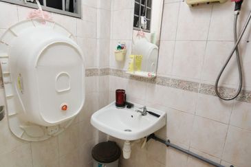 Subang Perdana Goodyear Court 10