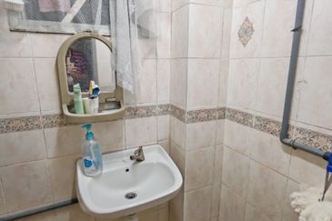 Subang Perdana Goodyear Court 10