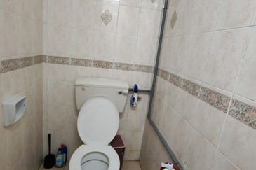 Subang Perdana Goodyear Court 10