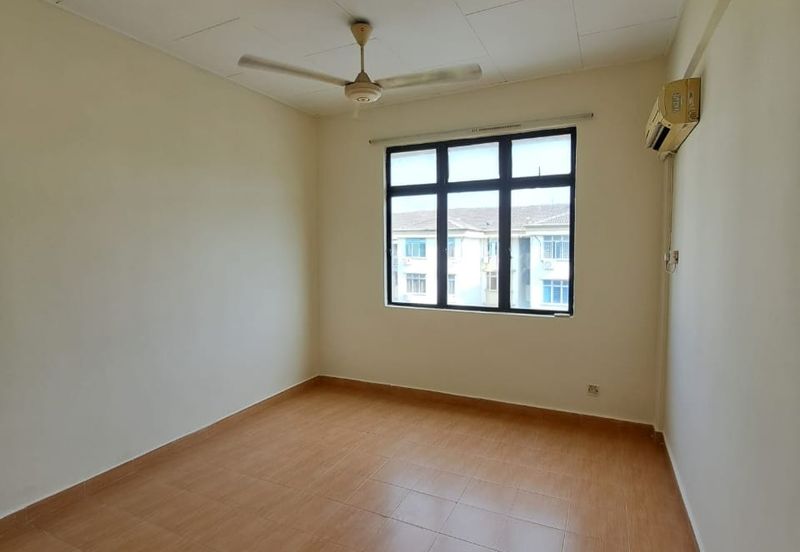 Subang Perdana Goodyear Court 7