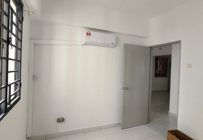 Main Place Residence