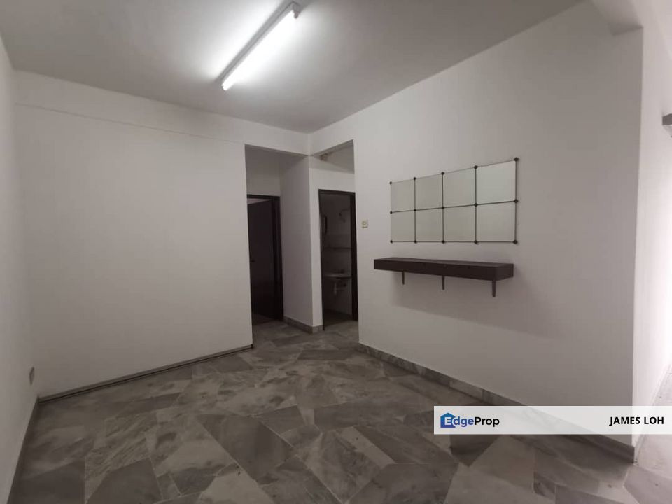 Goodyear Court 6 - 3 Rooms Unit for Sale, Selangor, USJ