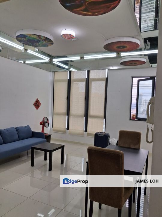 Tropicana Avenue - Fully Furnished Unit Facing Pool for Sale, Selangor, Tropicana