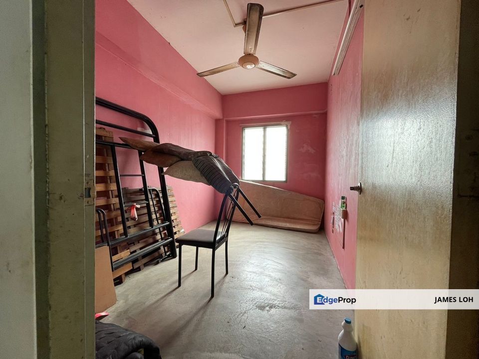 Angsana Apartment (USJ 1) - End Lot Unit for Sale, Selangor, USJ