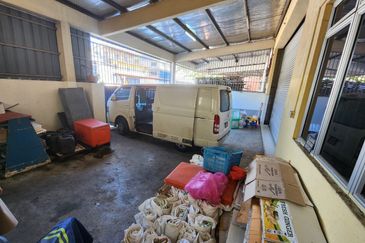 2 Storey Light Industry Factory At Taman Industry Malim Jaya Bachang Melaka For Sale