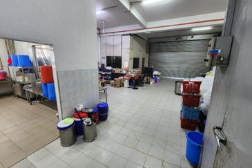 2 Storey Light Industry Factory At Taman Industry Malim Jaya Bachang Melaka For Sale