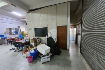 2 Storey Light Industry Factory At Taman Industry Malim Jaya Bachang Melaka For Sale