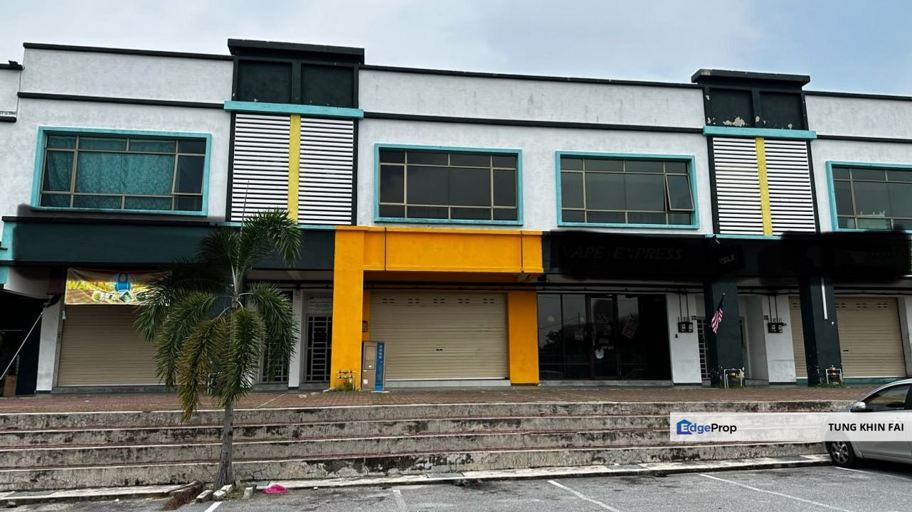Facing Main Road ~ Taman Tanjung Minyak Perdana Melaka 2 Storey Shop Lot For Sale, Melaka, Melaka Tengah