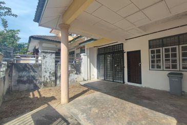 FREEHOLD ⚡ 2 Storey Terrace at Taman Puncak Bukit Katil Melaka For Sale
