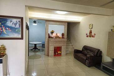 Jalan Saujana Indah 1/1