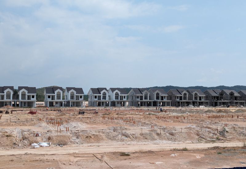 𝐍𝐞𝐰 𝐌𝐞𝐥𝐚𝐤𝐚 𝐏𝐫𝐨𝐣𝐞𝐜𝐭 : 𝟐 𝐒𝐭𝐨𝐫𝐞𝐲 𝐒𝐞𝐦𝐢 𝐃, 𝐆𝐚𝐭𝐞𝐝 𝐆𝐮𝐚𝐫𝐝𝐞𝐝, 𝐒𝐰𝐢𝐦𝐦𝐢𝐧𝐠 𝐏𝐨𝐨𝐥 & 𝐆𝐲𝐦 𝐅𝐚𝐜𝐢𝐥𝐢𝐭𝐢𝐞𝐬 