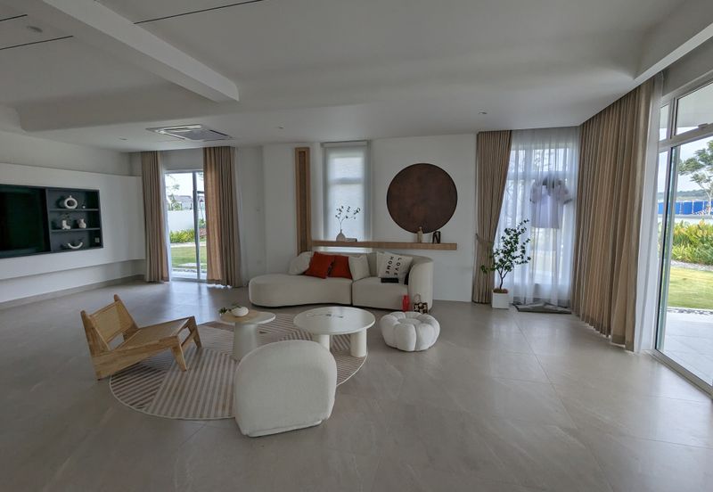 𝐍𝐞𝐰 𝐌𝐞𝐥𝐚𝐤𝐚 𝐏𝐫𝐨𝐣𝐞𝐜𝐭 : 𝟐 𝐒𝐭𝐨𝐫𝐞𝐲 𝐒𝐞𝐦𝐢 𝐃, 𝐆𝐚𝐭𝐞𝐝 𝐆𝐮𝐚𝐫𝐝𝐞𝐝, 𝐒𝐰𝐢𝐦𝐦𝐢𝐧𝐠 𝐏𝐨𝐨𝐥 & 𝐆𝐲𝐦 𝐅𝐚𝐜𝐢𝐥𝐢𝐭𝐢𝐞𝐬 