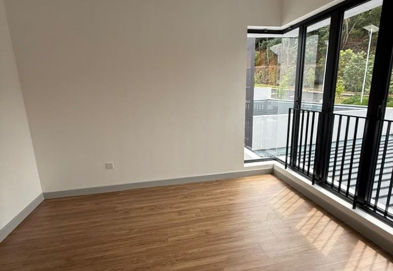 East 57 (Residensi Laman Timur)