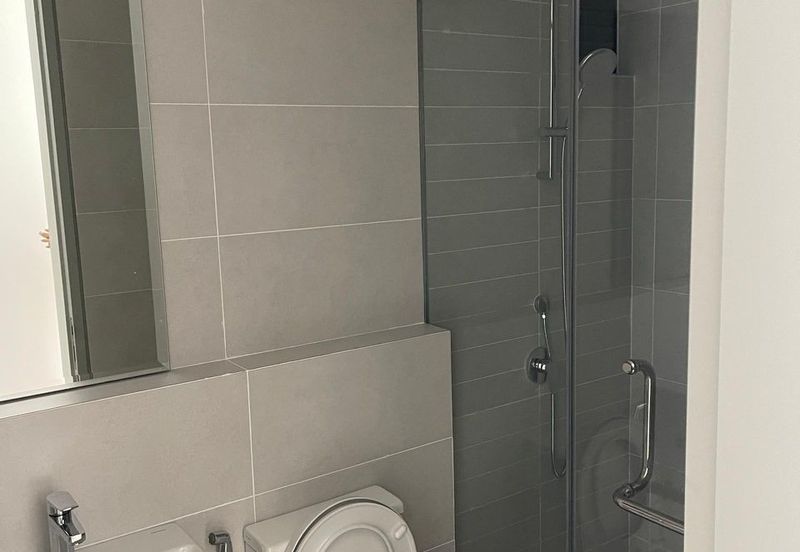 East 57 (Residensi Laman Timur)