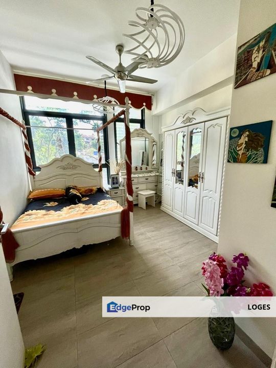 Zehn Bukit Pantai, Kuala Lumpur, Pantai