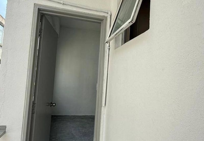 1 Puchong Business Park