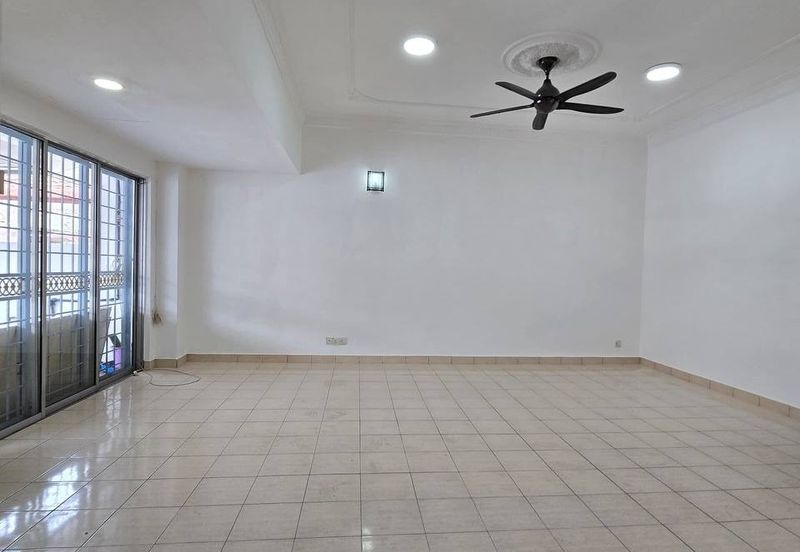 Jalan Bandar Putra Permai 4/1