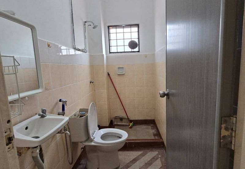 Jalan Bandar Putra Permai 4/1