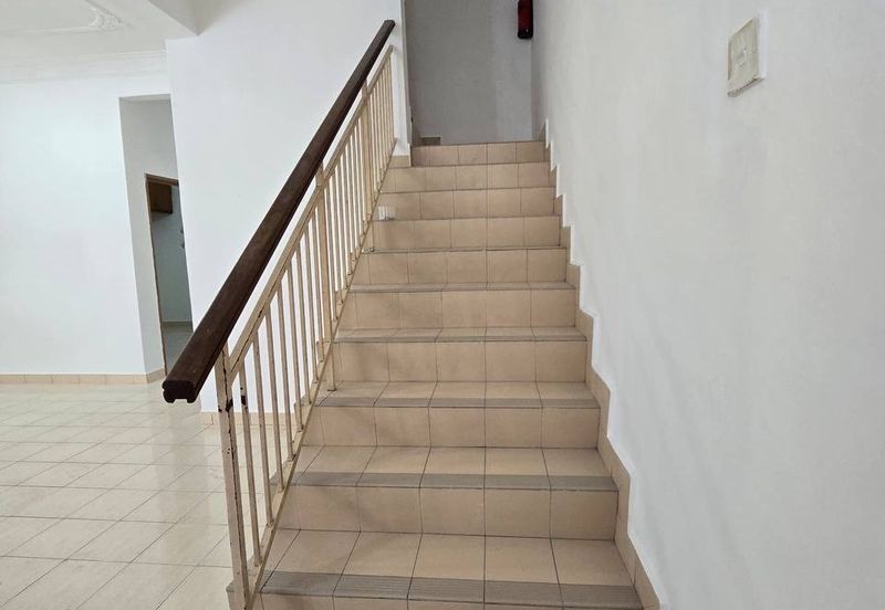 Jalan Bandar Putra Permai 4/1