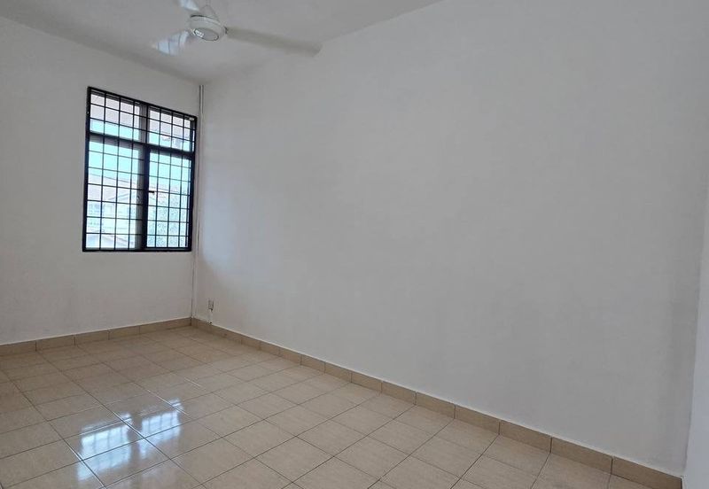 Jalan Bandar Putra Permai 4/1